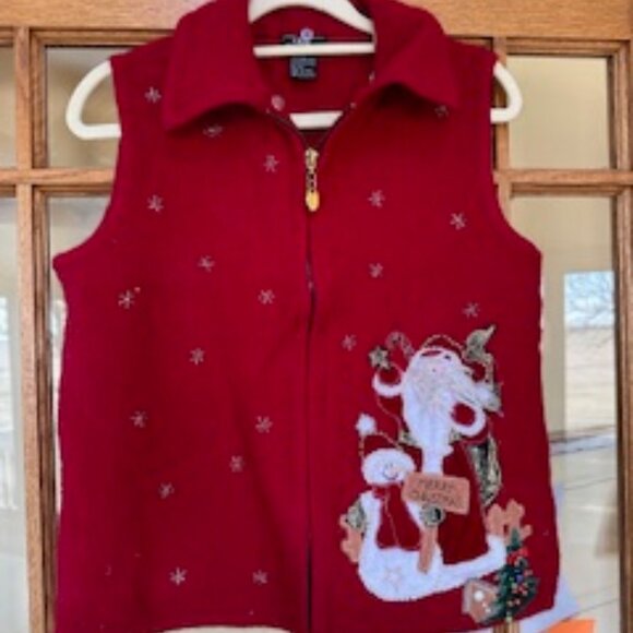 Christmas Vest - Picture 1 of 8